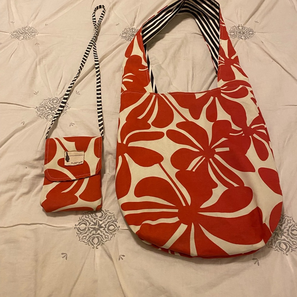 Vibrant Floral Shoulder Bag with Matching Pouch